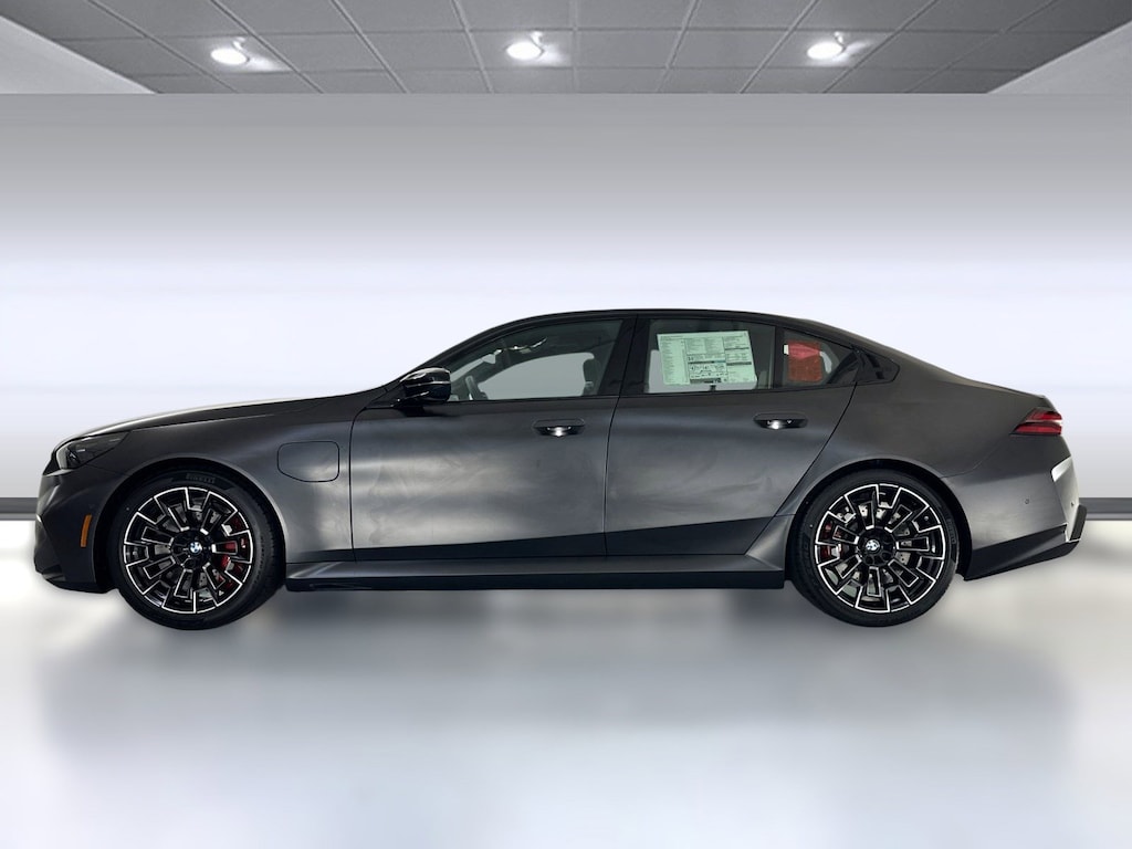 New 2026 BMW M5 Sedan