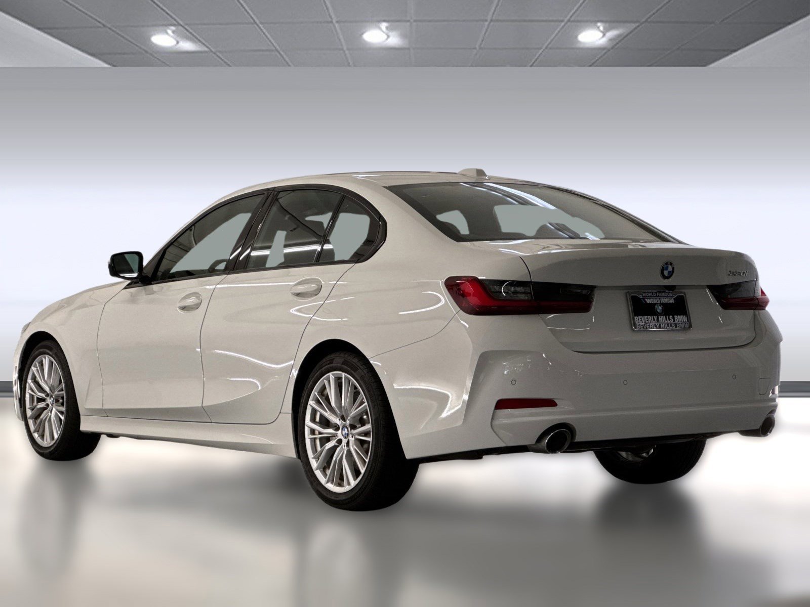 2023 Bmw 330i photo 3