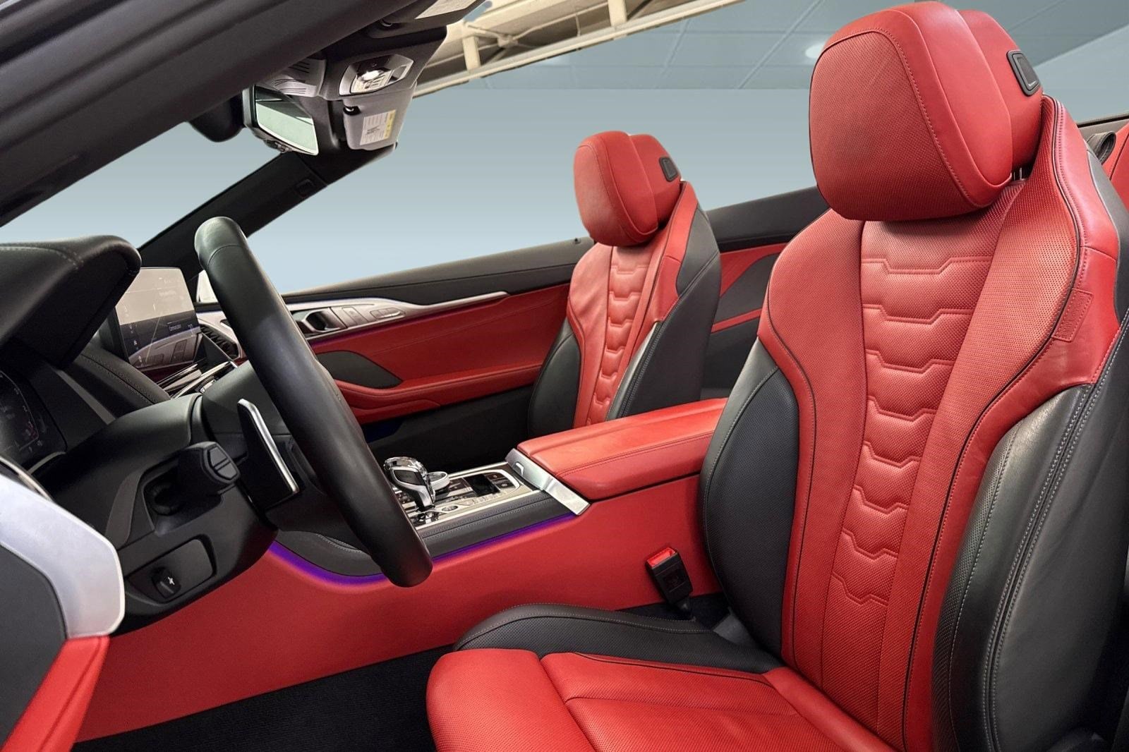 2024 BMW M850i photo 4