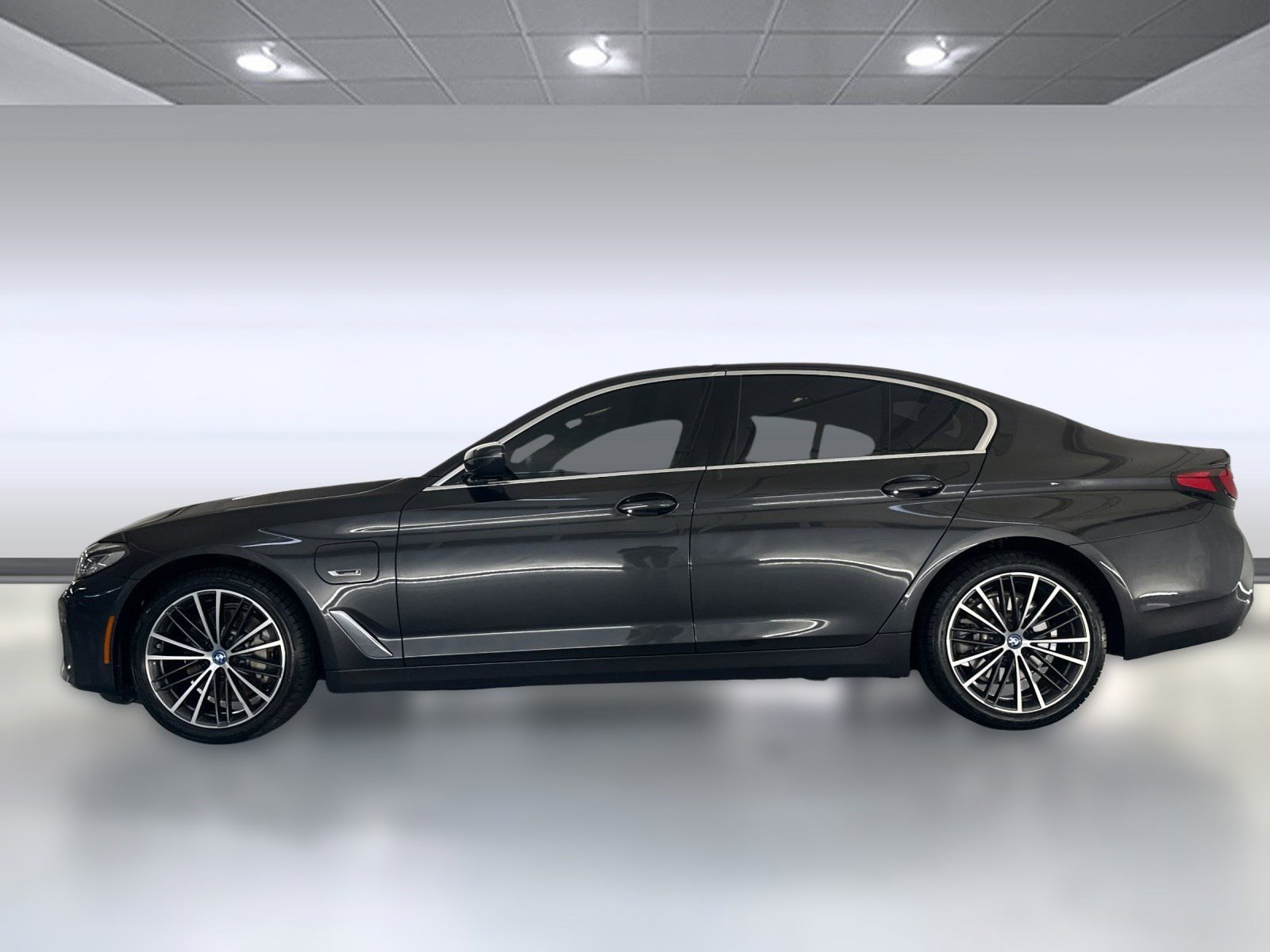 2023 Bmw 530e 5-Series photo 2