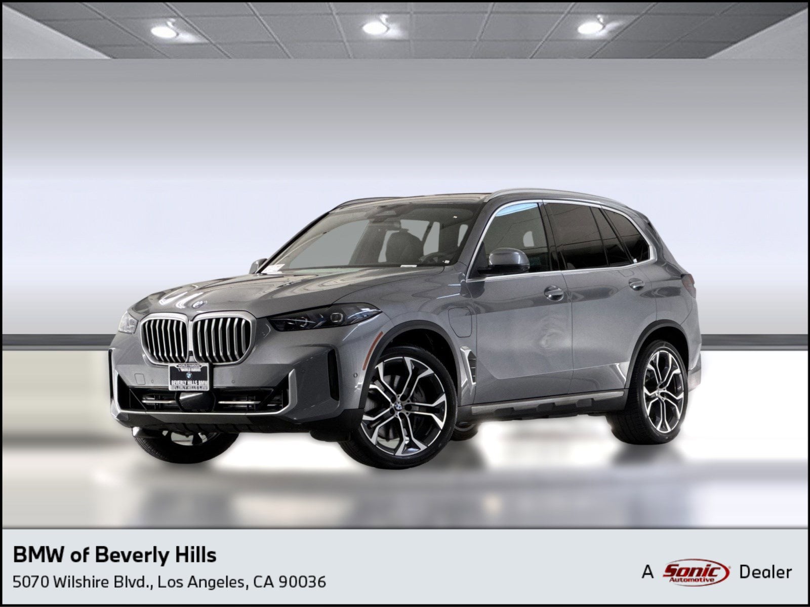 2026 BMW X5 xDrive50e's photo
