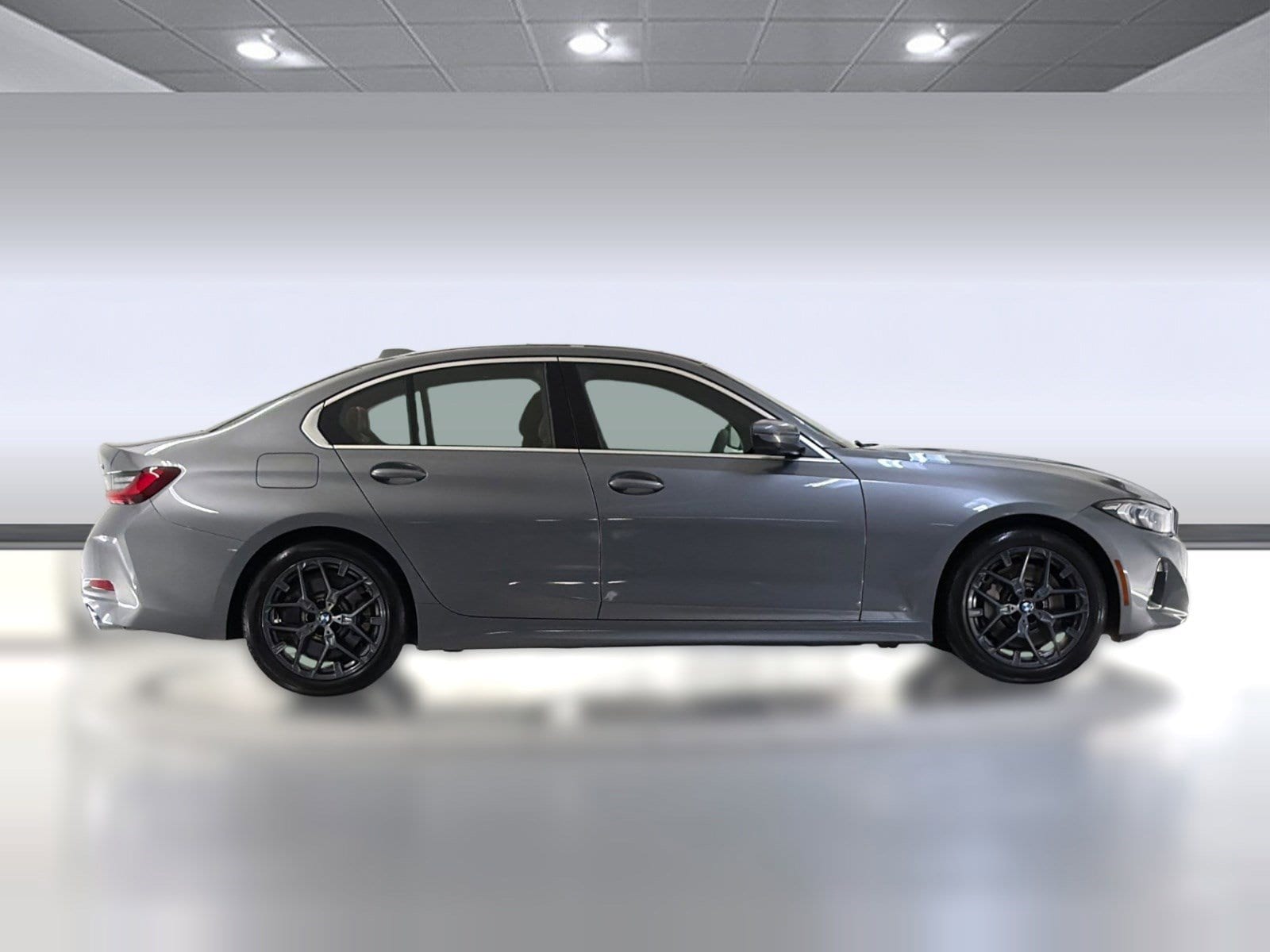 2025 BMW 330i photo 6