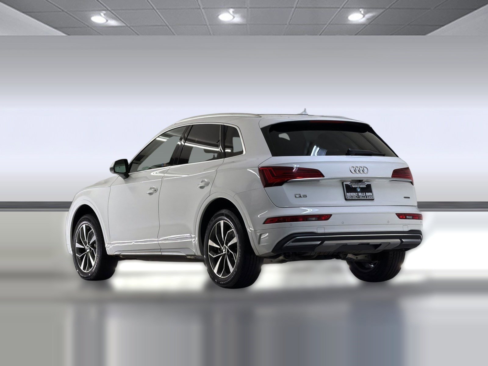 2021 Audi Q5 Premium Plus photo 2