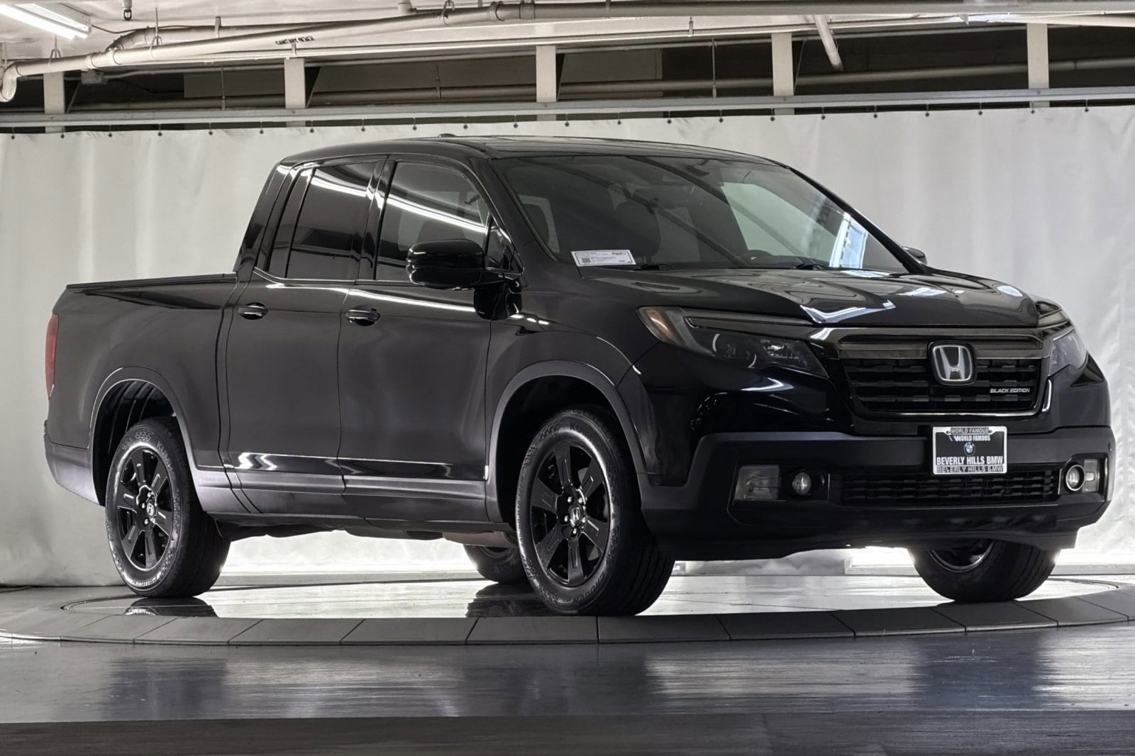 2019 Honda Ridgeline Black Edition photo 6