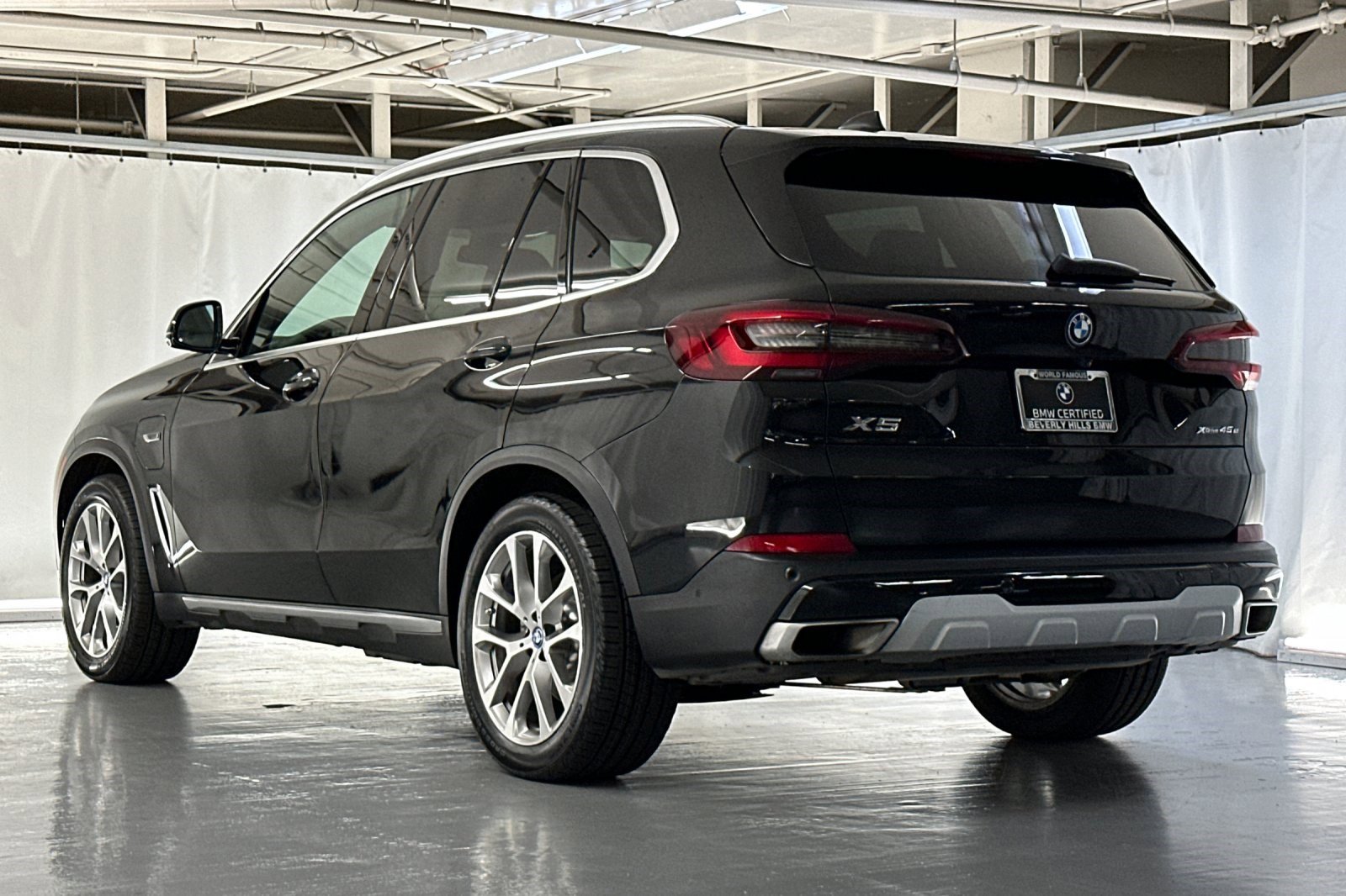 2023 Bmw X5 xDrive45e photo 3