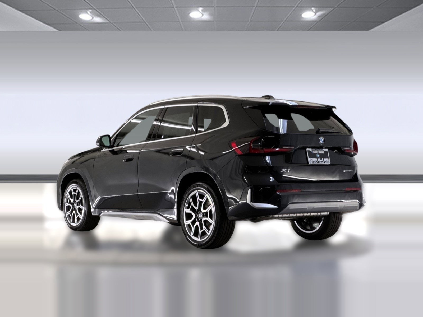 2026 BMW X1 xDrive28i photo 2