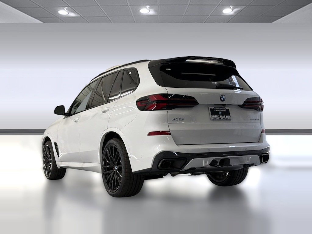 New 2026 BMW X5 sDrive40i SUV