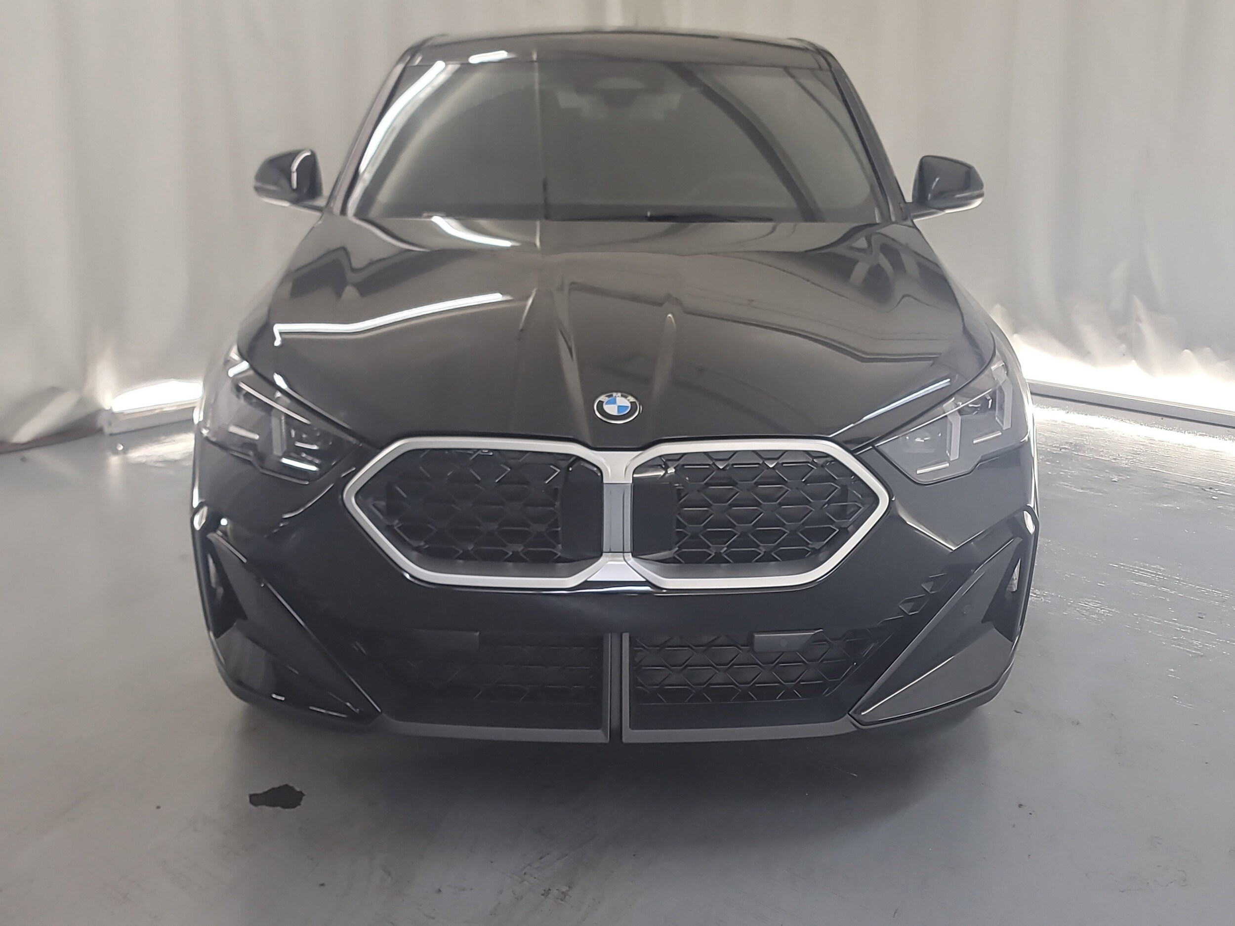 2025 Bmw X2 xDrive28i photo 2