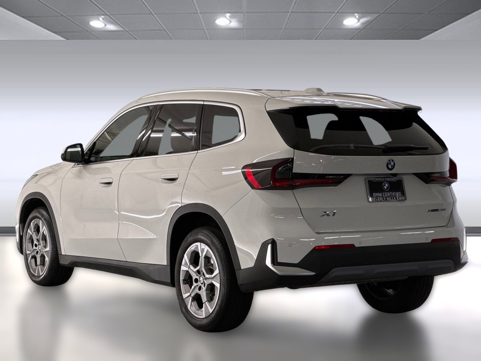 2023 Bmw X1 XDrive28i photo 2