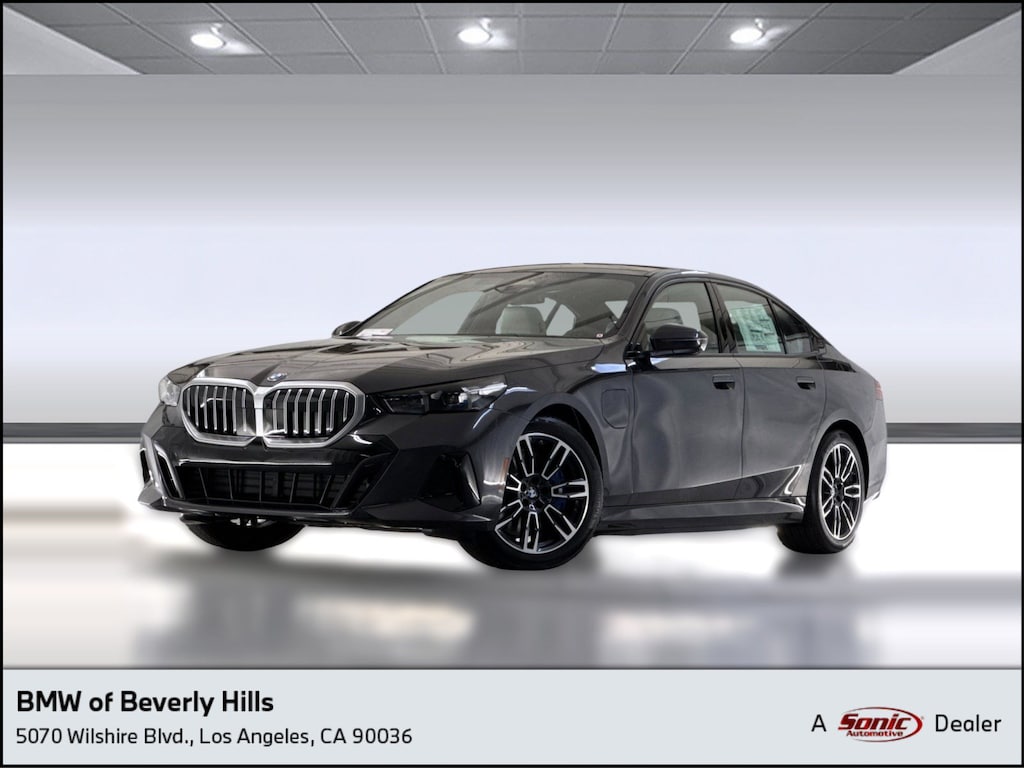 New 2027 BMW 550e xDrive Sedan