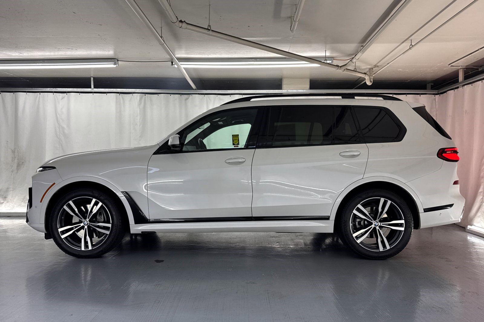 2023 Bmw X7 xDrive40i photo 2