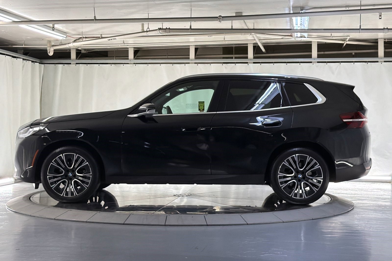 2025 BMW X3 30 - Photo 2