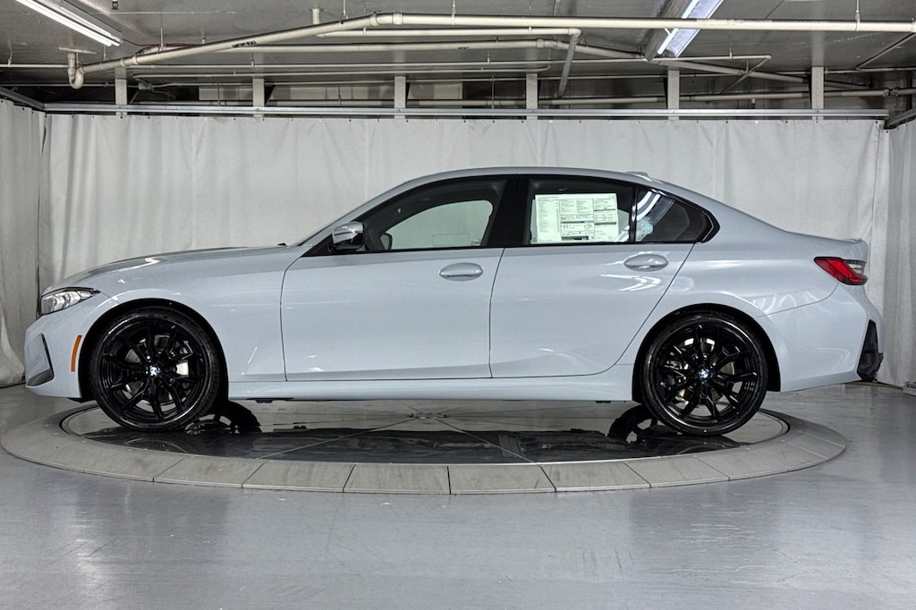 New 2026 BMW 330i Sedan