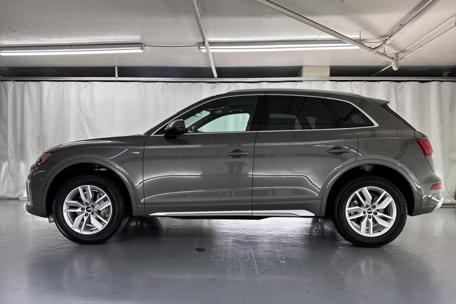 2023 Audi Q5 S line Premium photo 2