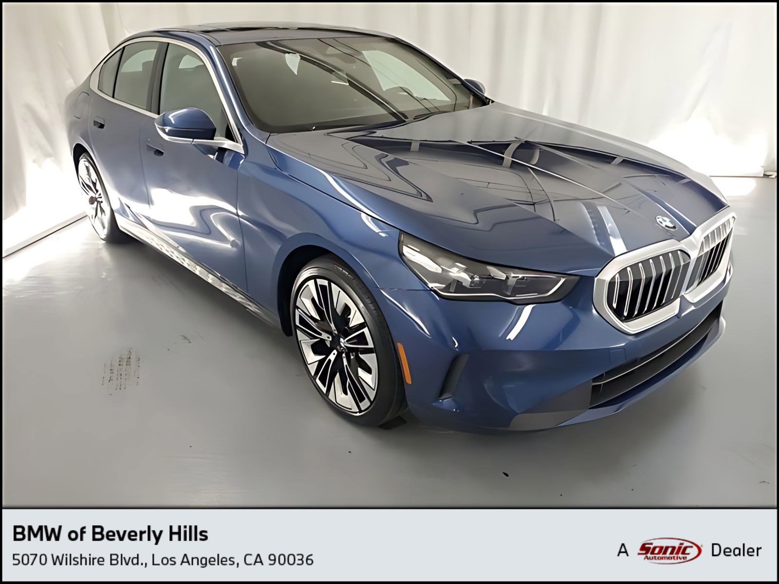 2025 BMW 5 Series 530's photo