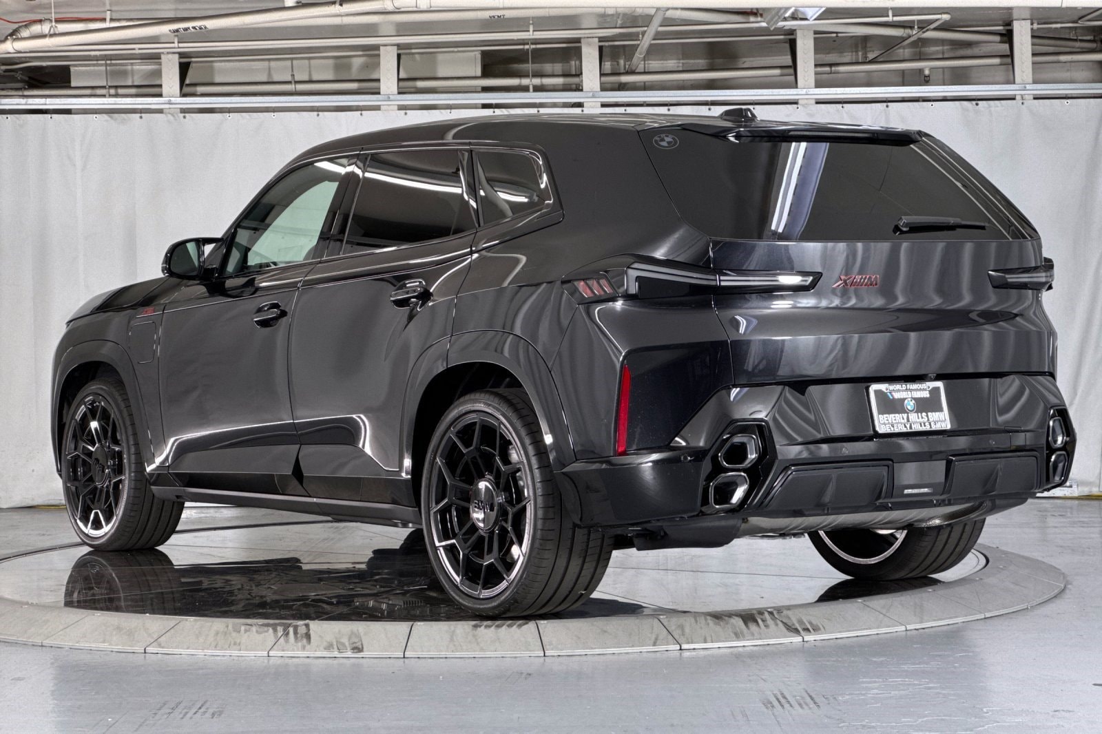 XM Label SUV
