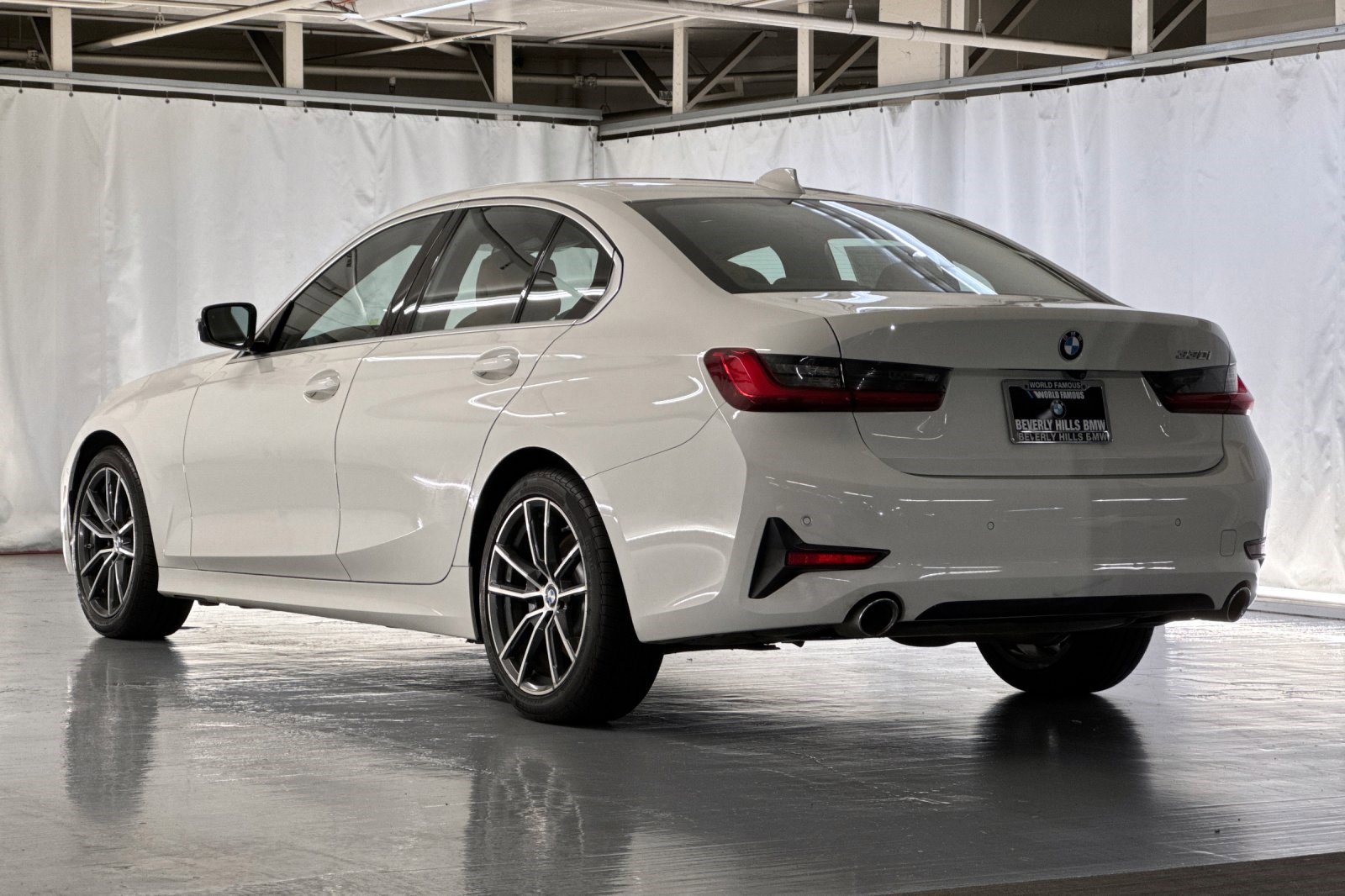 2019 Bmw 330i 3-Series photo 3