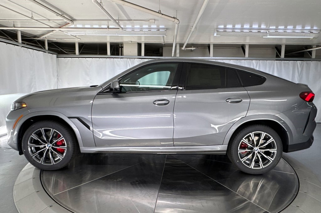 New 2026 BMW X6 xDrive40i SUV