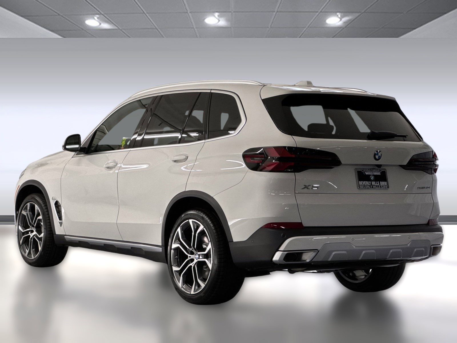 2026 Bmw X5 sDrive40i photo 3