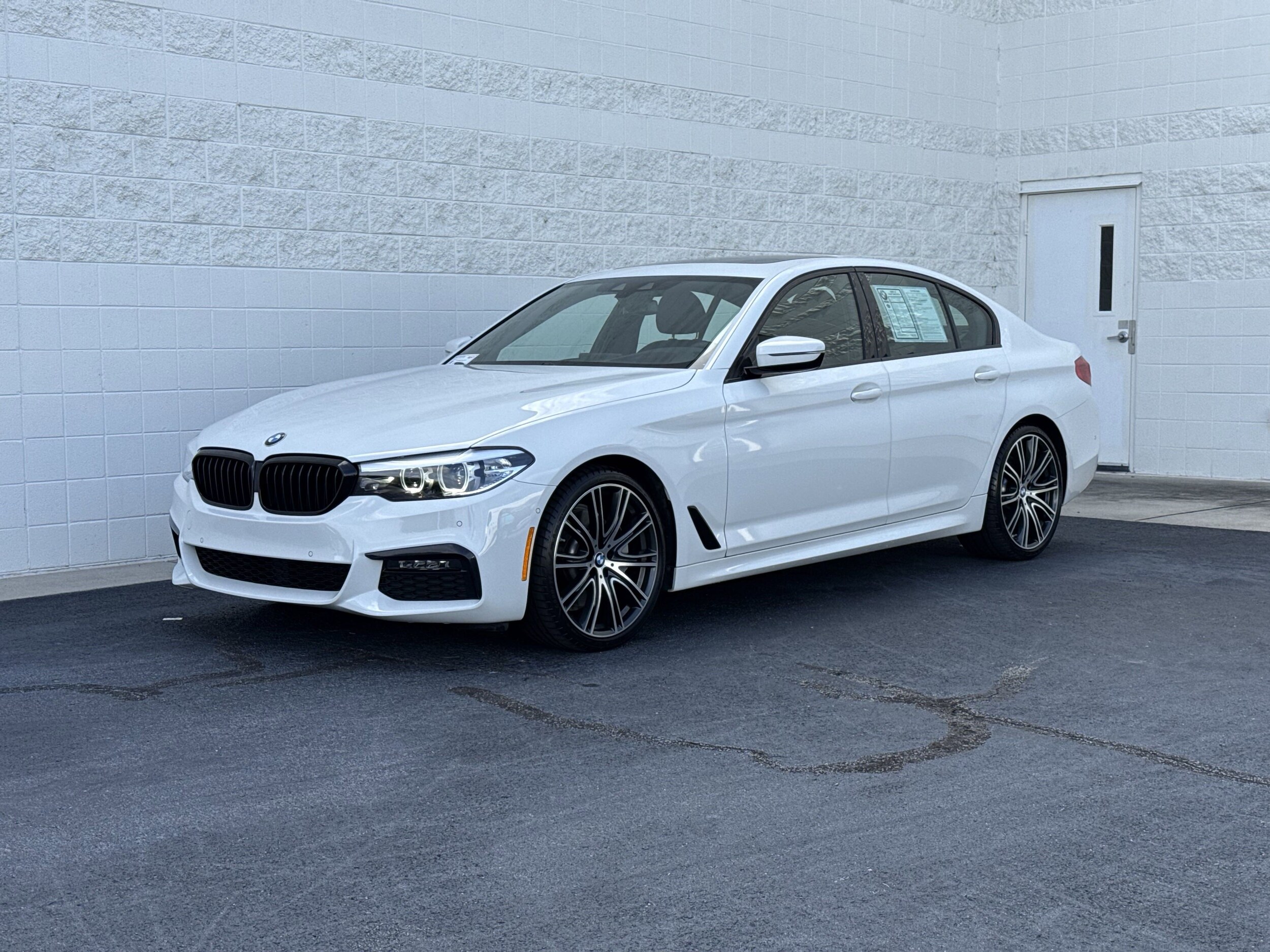 2019 Bmw 540i Sedan photo 3