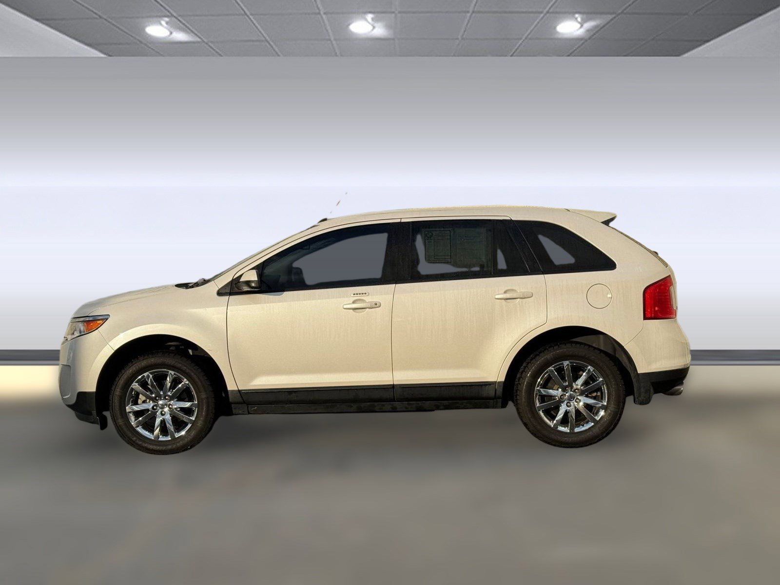 2014 Ford Edge SEL photo 2