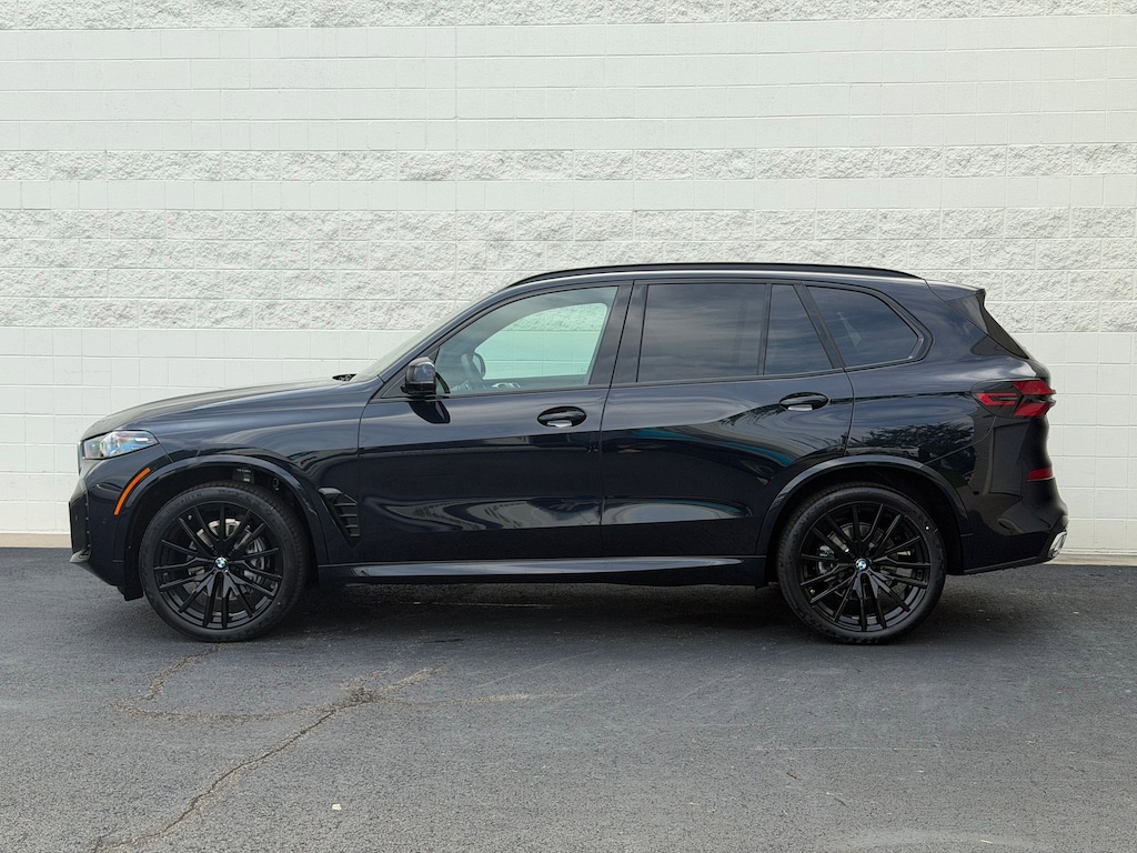 New 2026 BMW X5 sDrive40i SUV