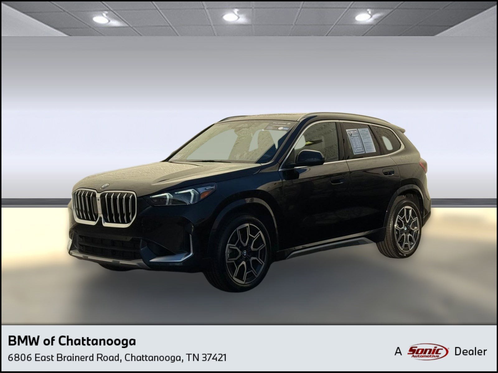 2025 BMW X1 28i's photo