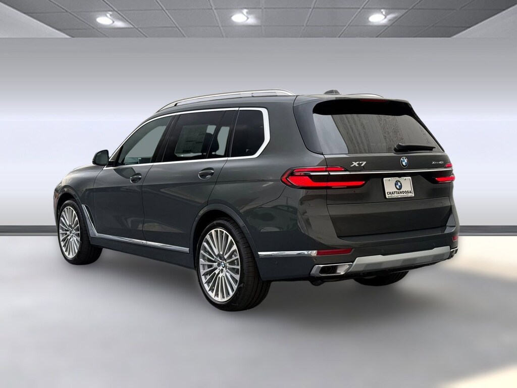 New 2026 BMW X7 xDrive40i SUV