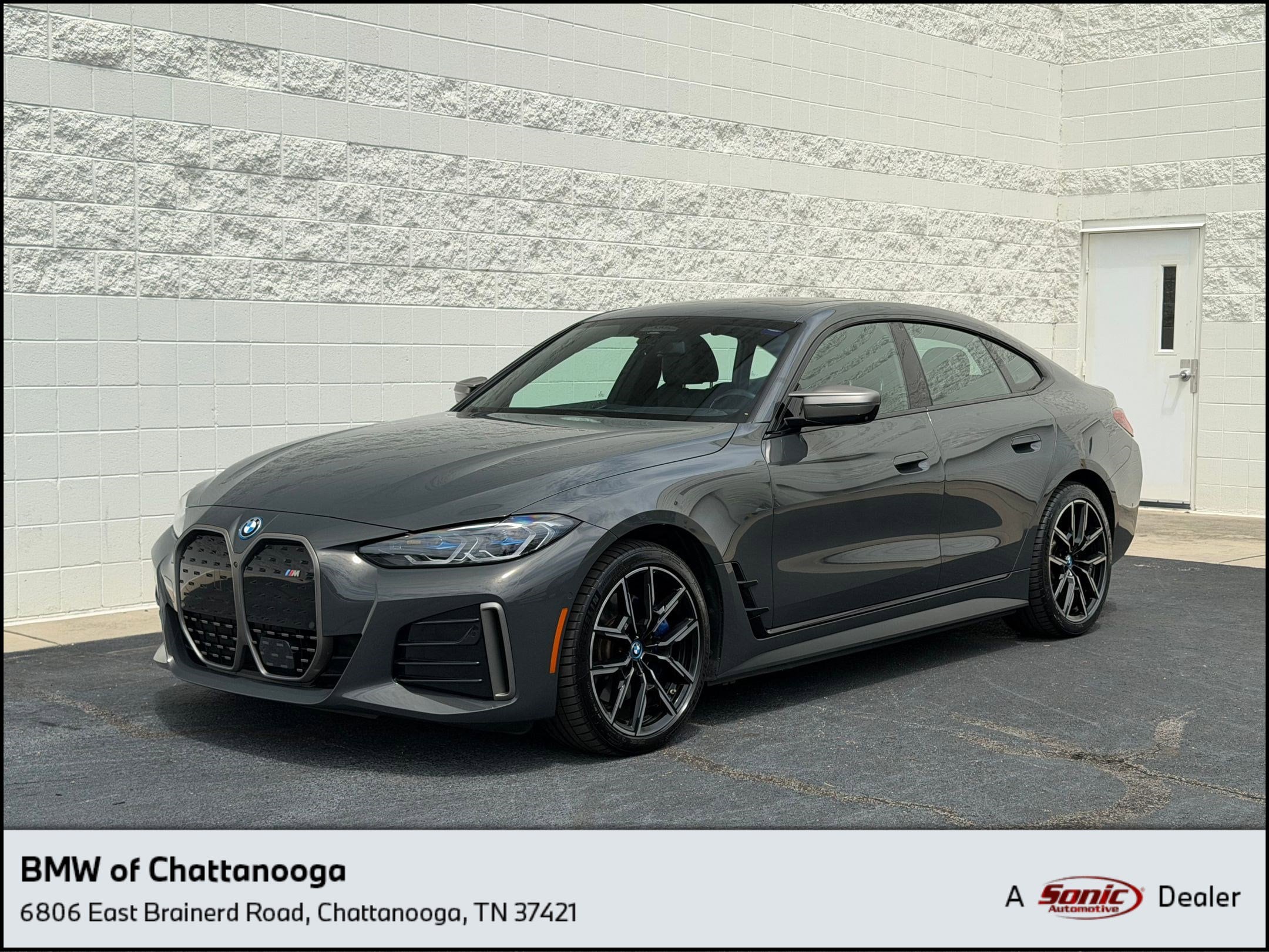 2023 BMW i4 M50's photo