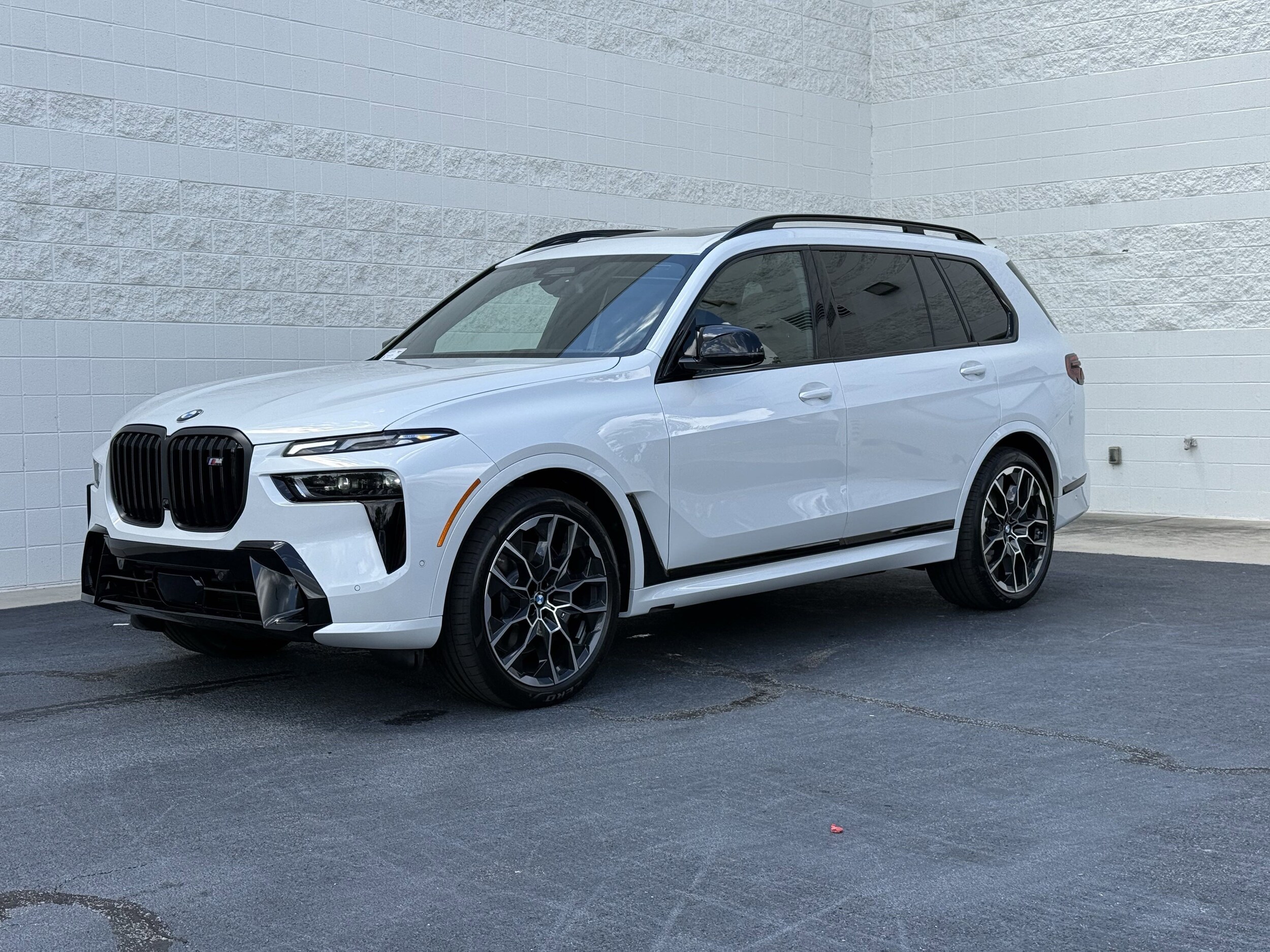 2026 Bmw X7 M60i photo 2