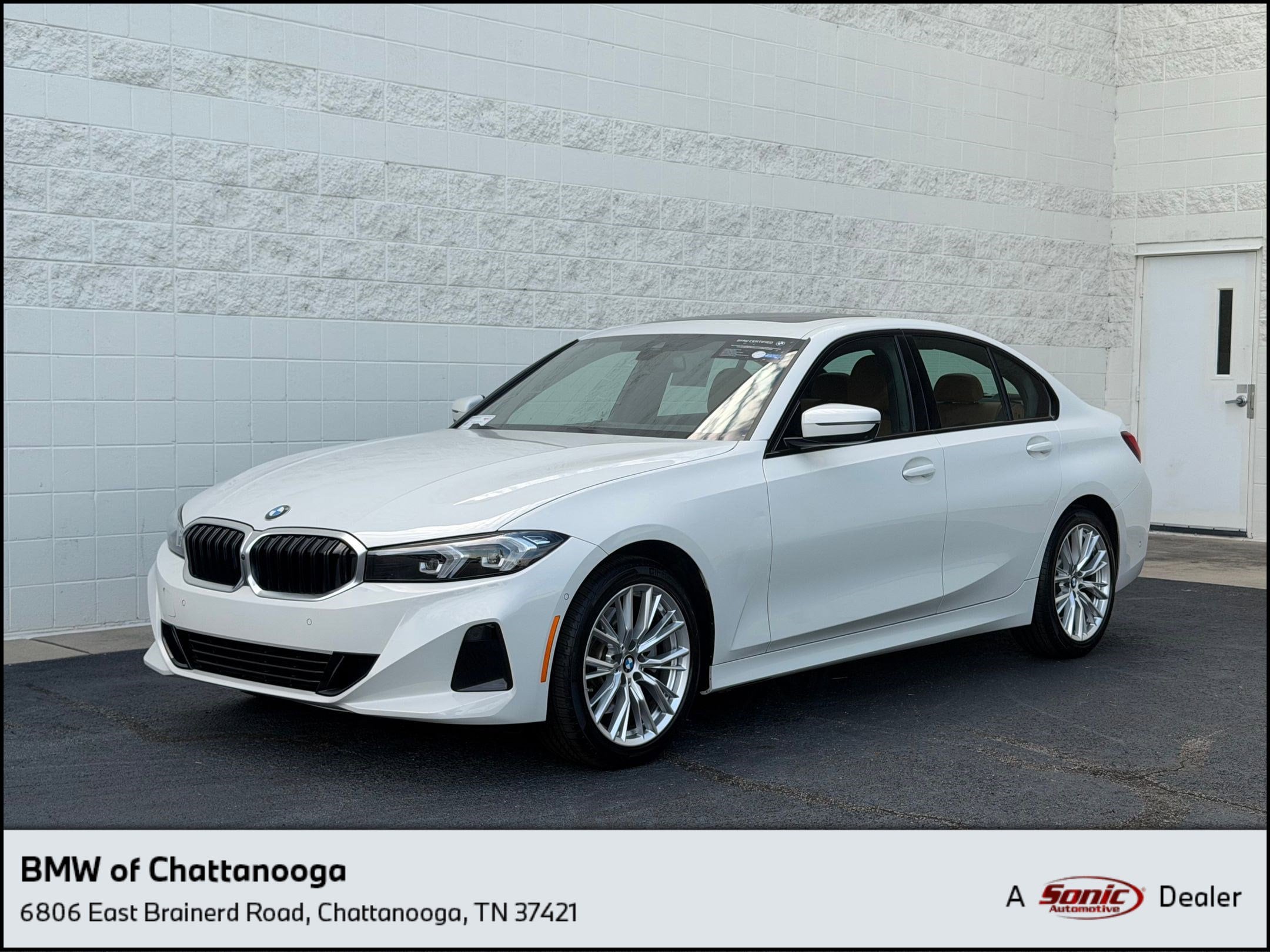 2023 BMW 3 Series 330i Sedan's photo