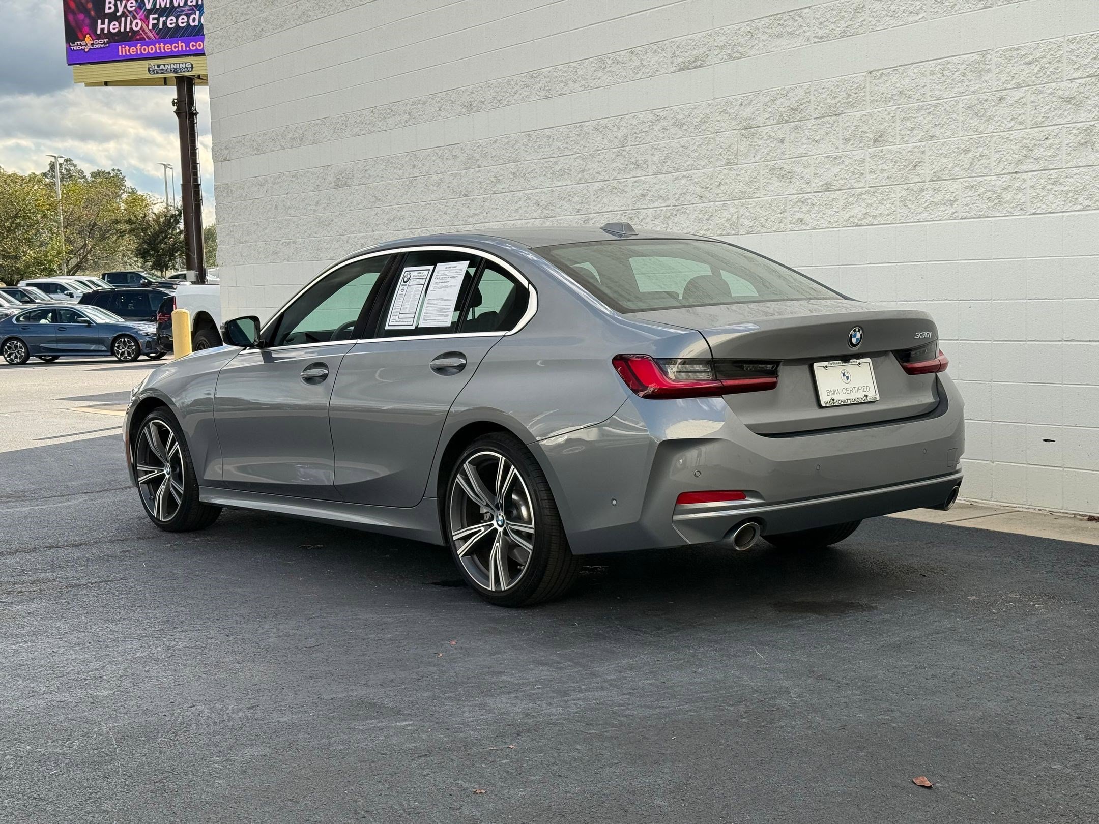 2024 Bmw 330i photo 3
