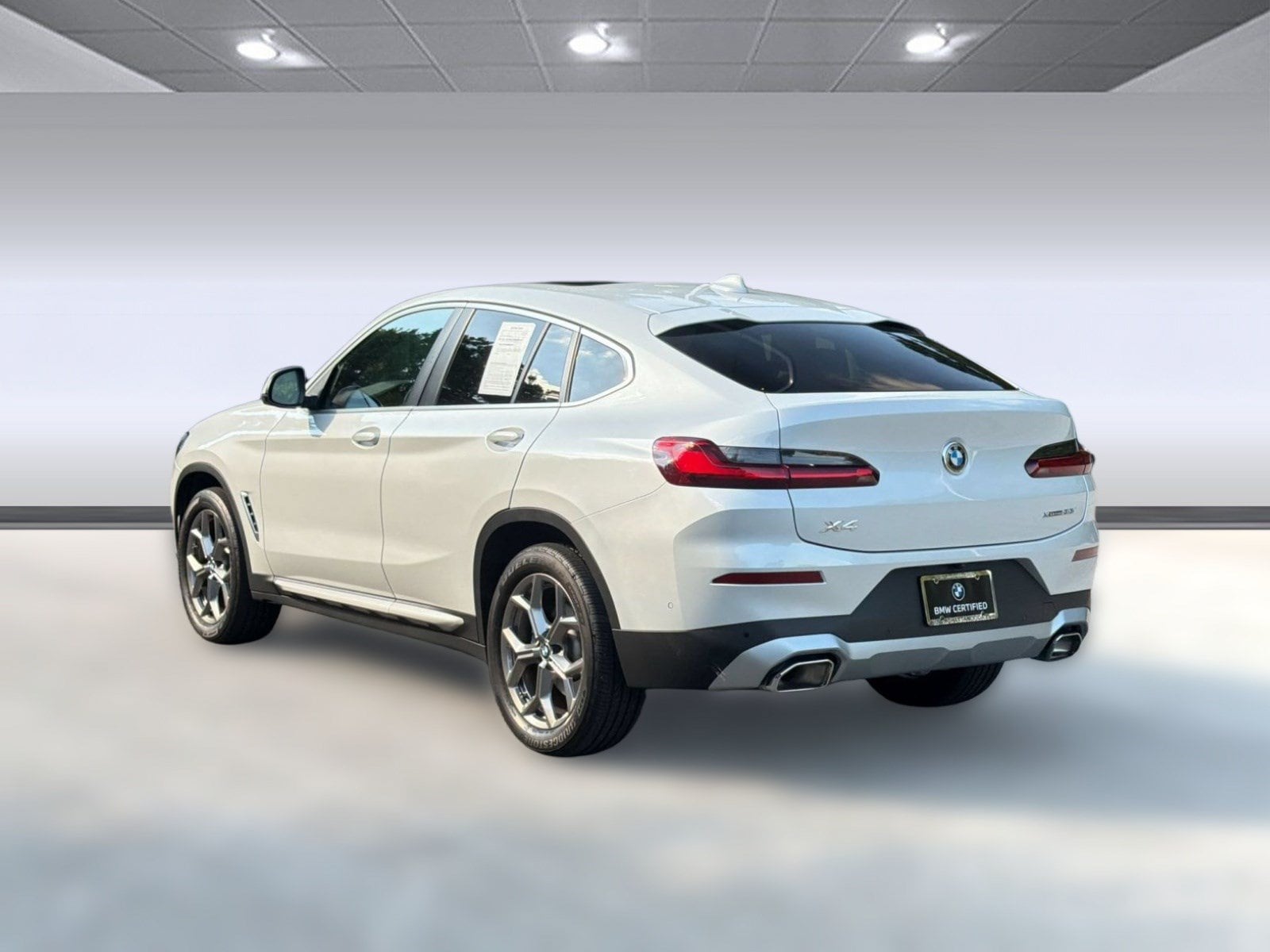 2025 BMW X4 SUV