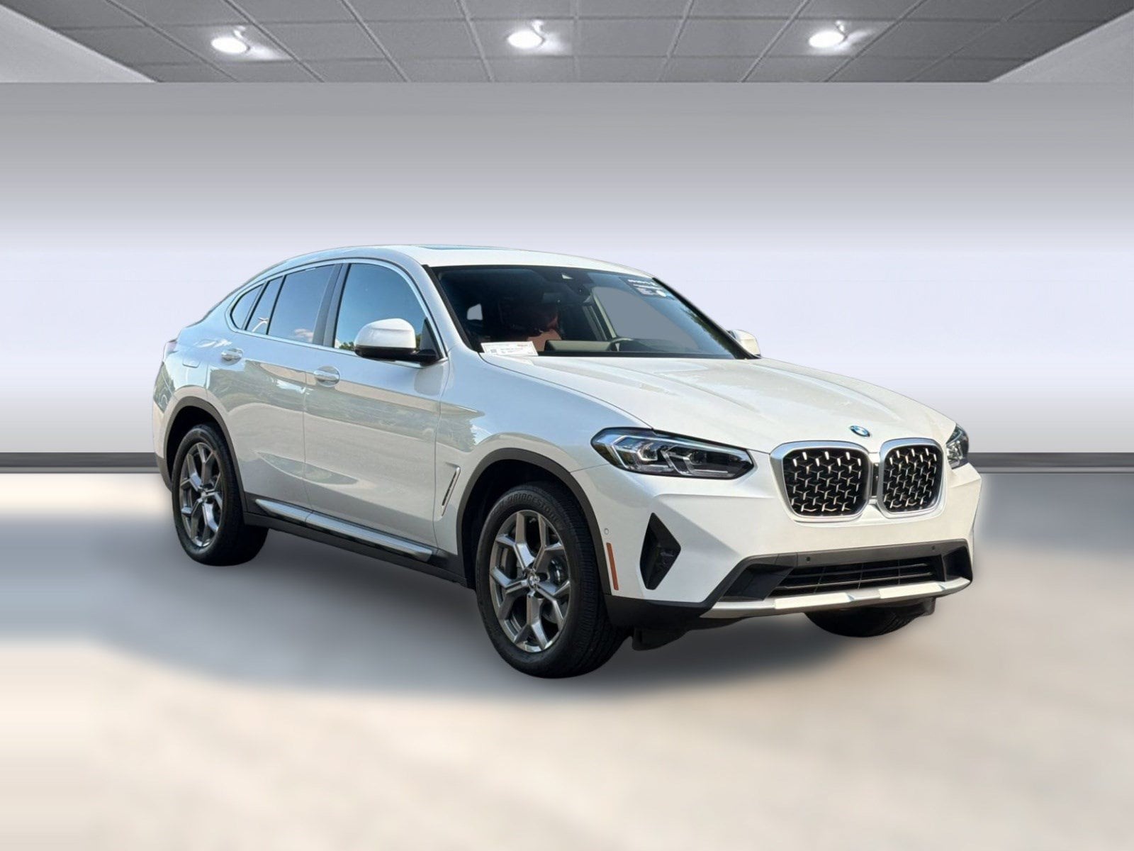 2025 BMW X4 SUV
