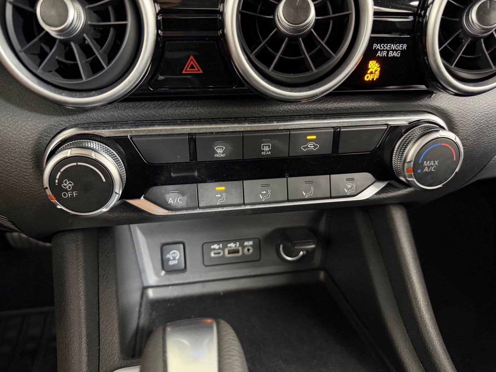2025 Nissan Sentra SV - Photo 14
