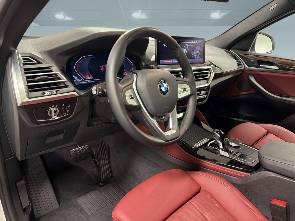 Certified 2025 BMW X4 SUV