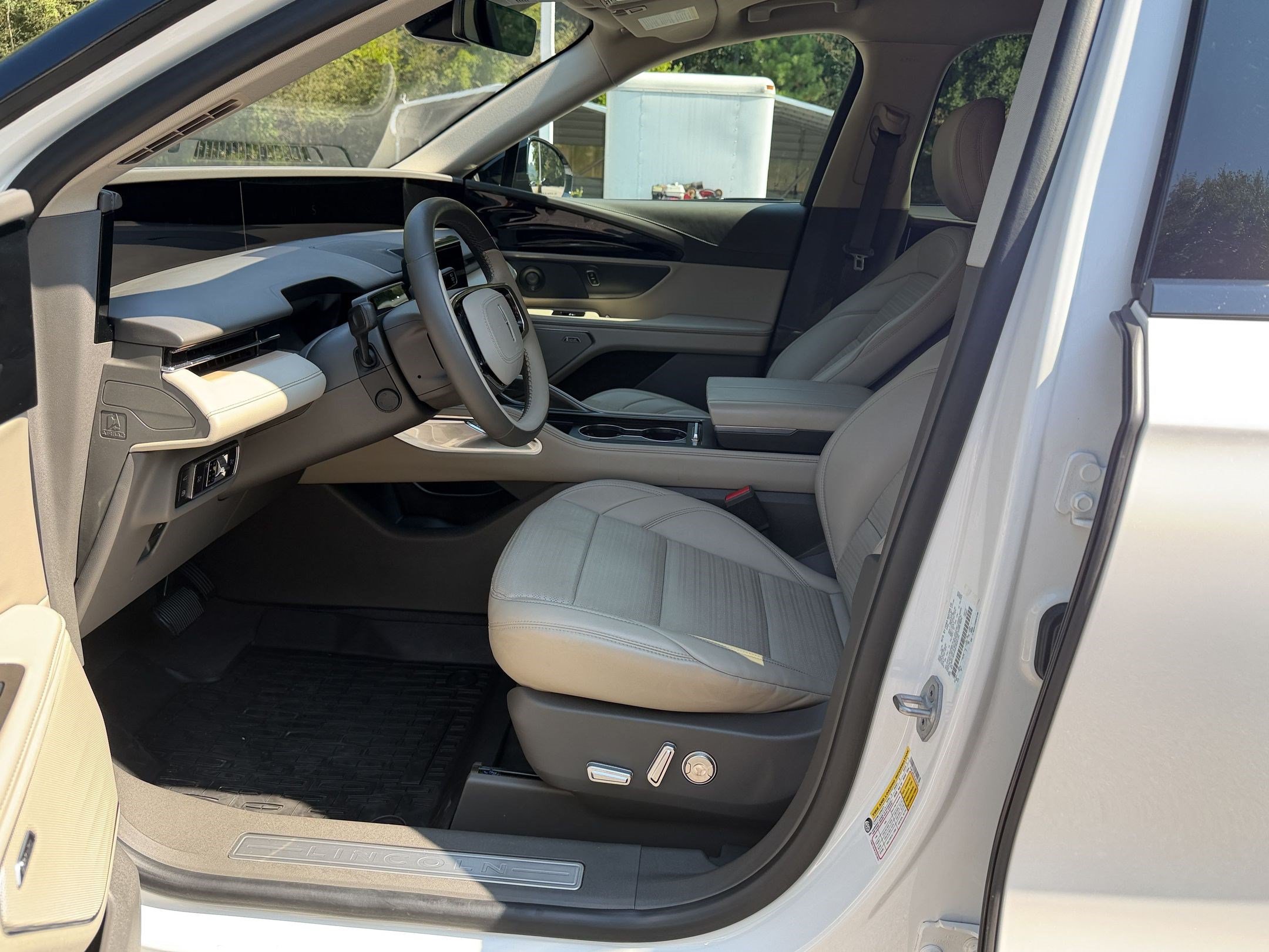 2025 Lincoln Nautilus Reserve SUV