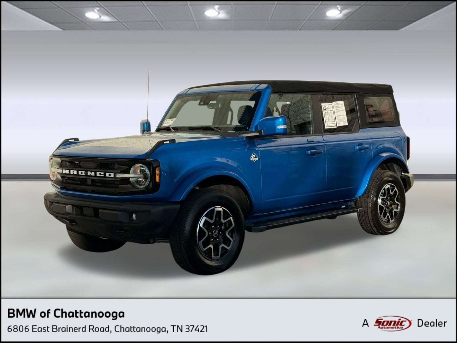 2023 Ford Bronco 4-Door Outer Banks's photo