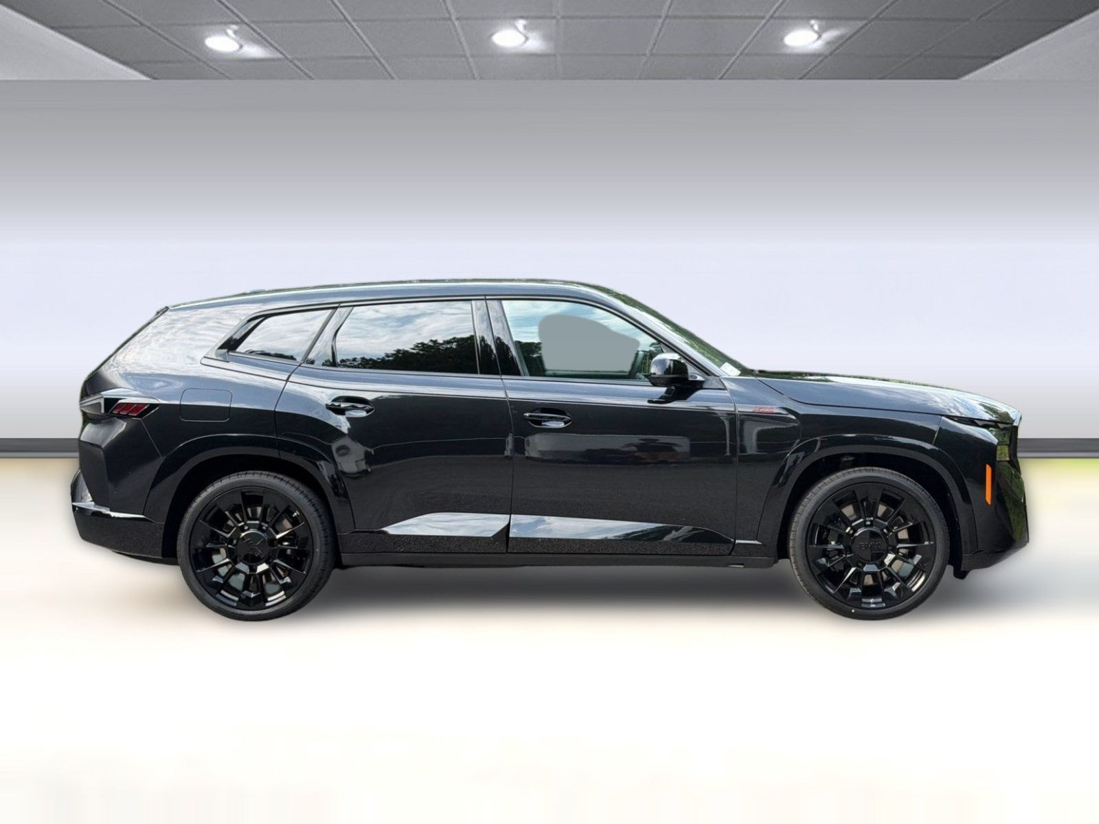 XM Label SUV