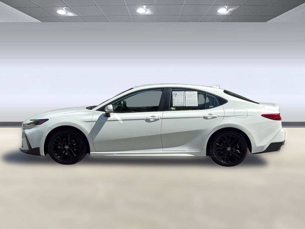 Used 2025 Toyota Camry SE Sedan