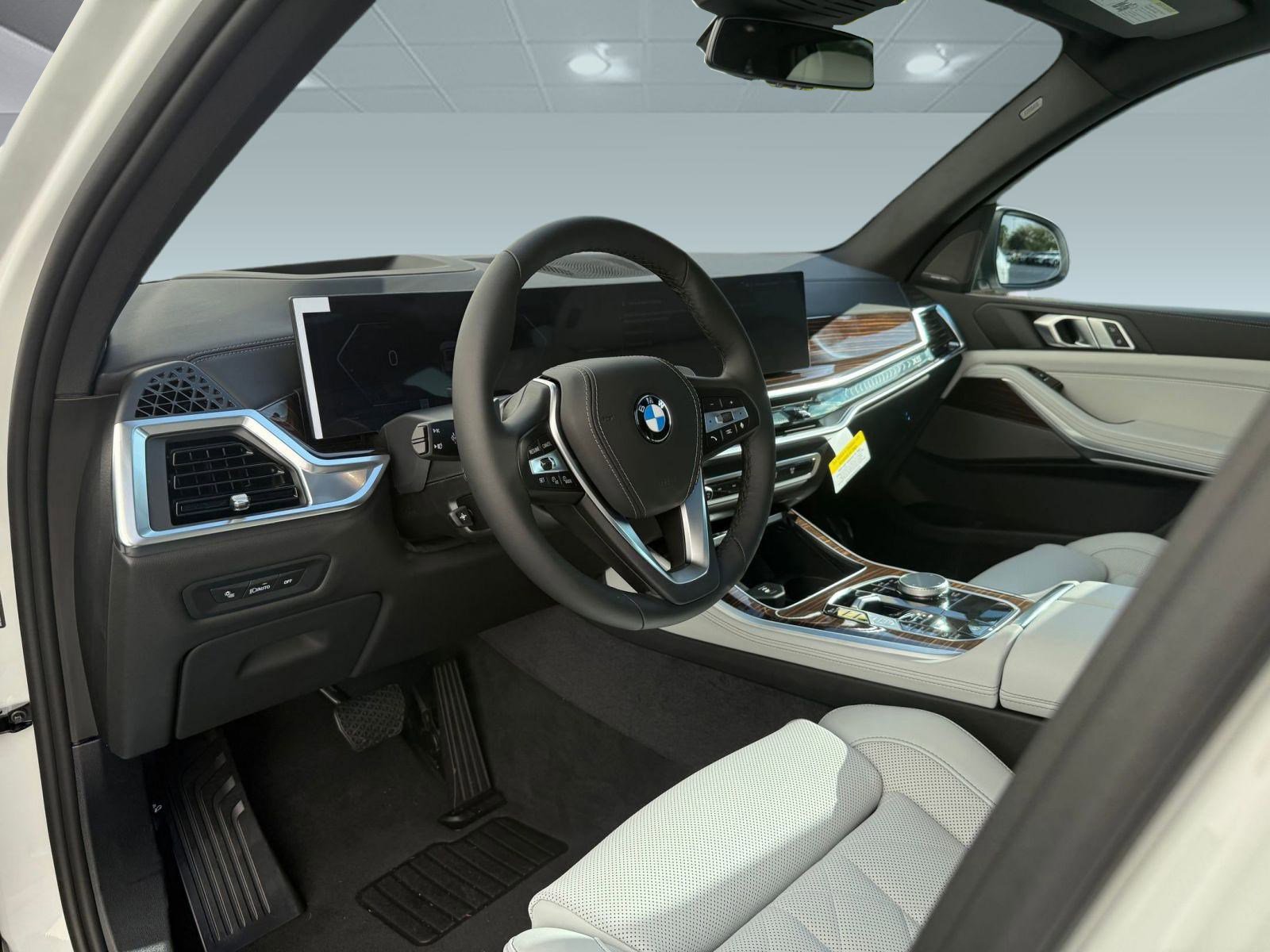 2026 Bmw X5 xDrive40i photo 3
