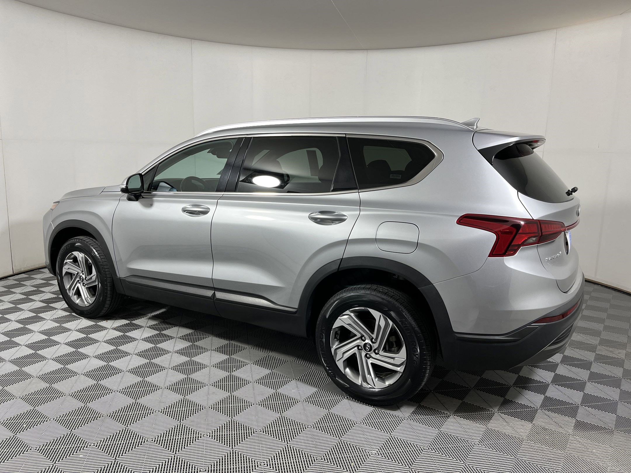 2023 Hyundai Santa Fe SEL photo 4
