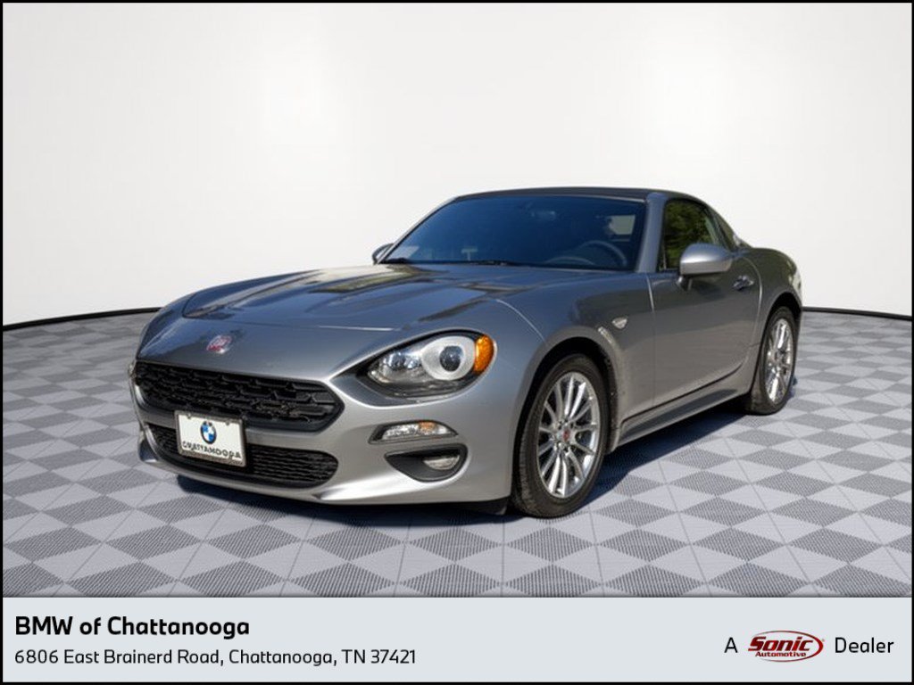 2017 FIAT 124 Spider Classica Convertible 2017 FIAT 124 Spider Classica Convertible