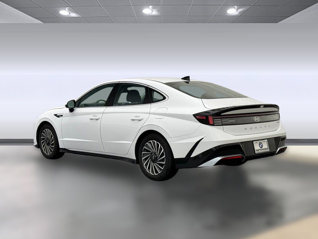 Used 2024 Hyundai Sonata Hybrid SEL Sedan