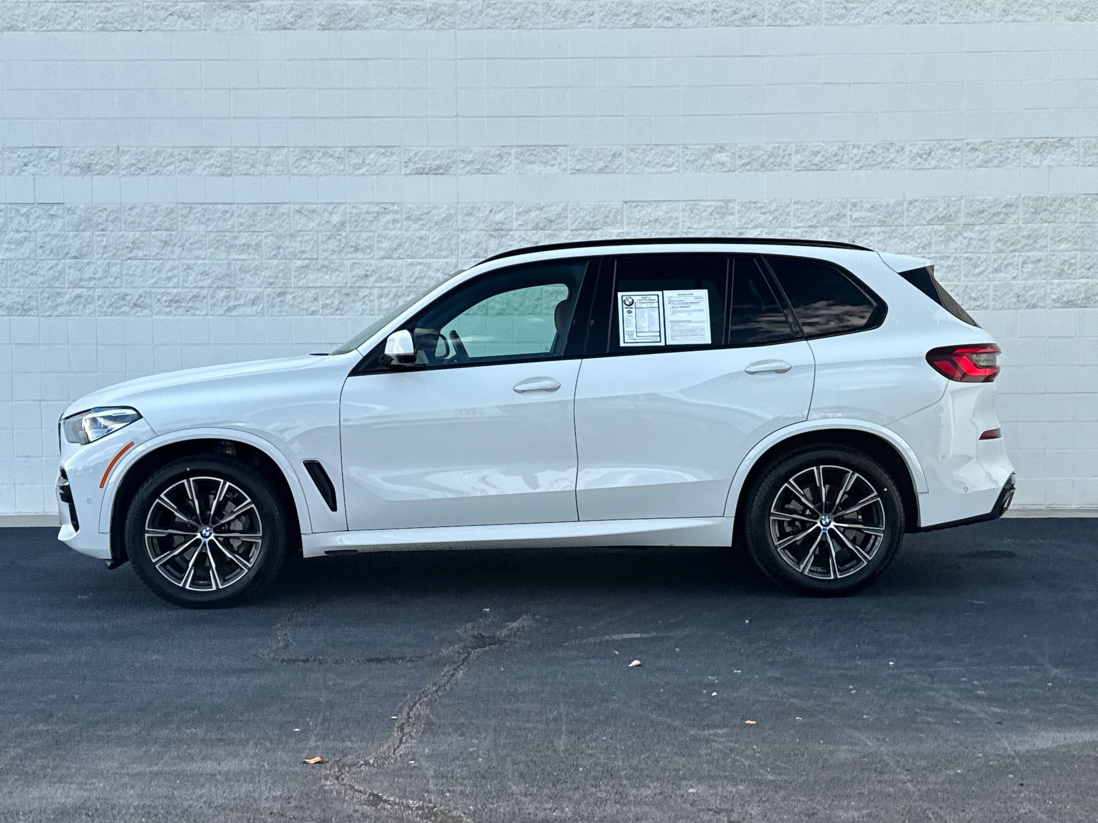 2023 Bmw X5 xDrive40i photo 2
