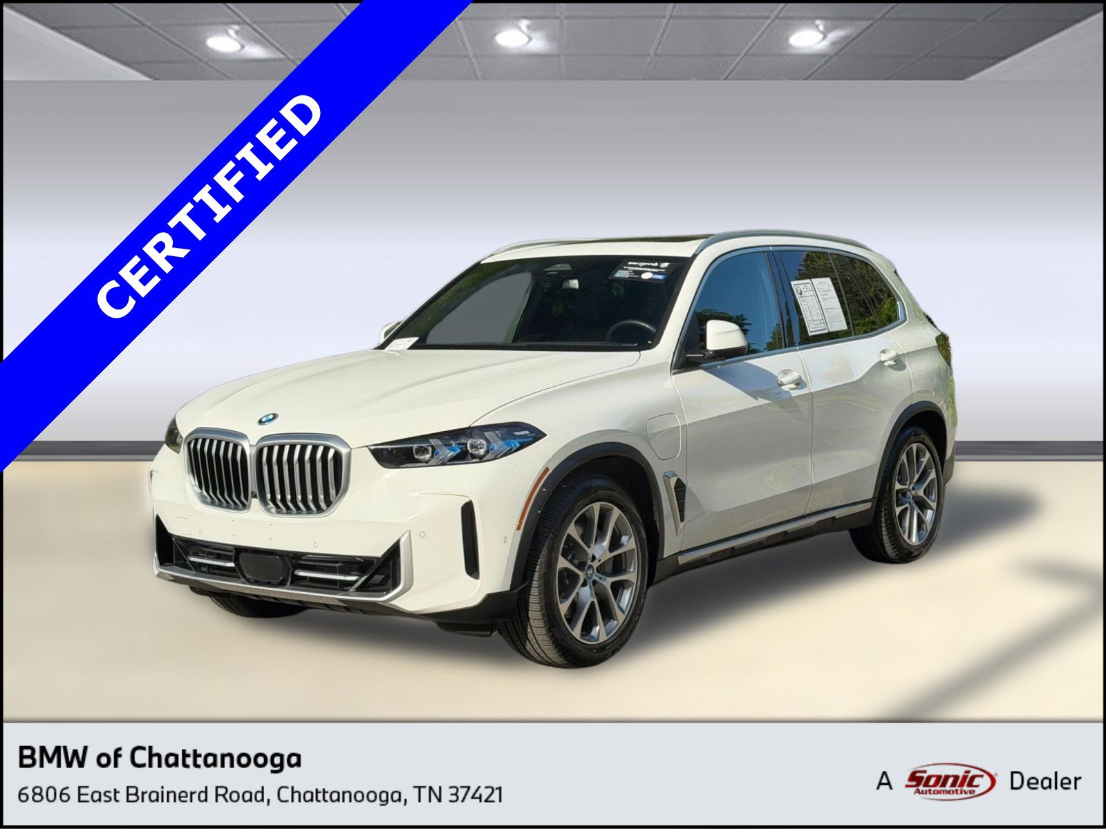2025 BMW X5 xDrive50e's photo