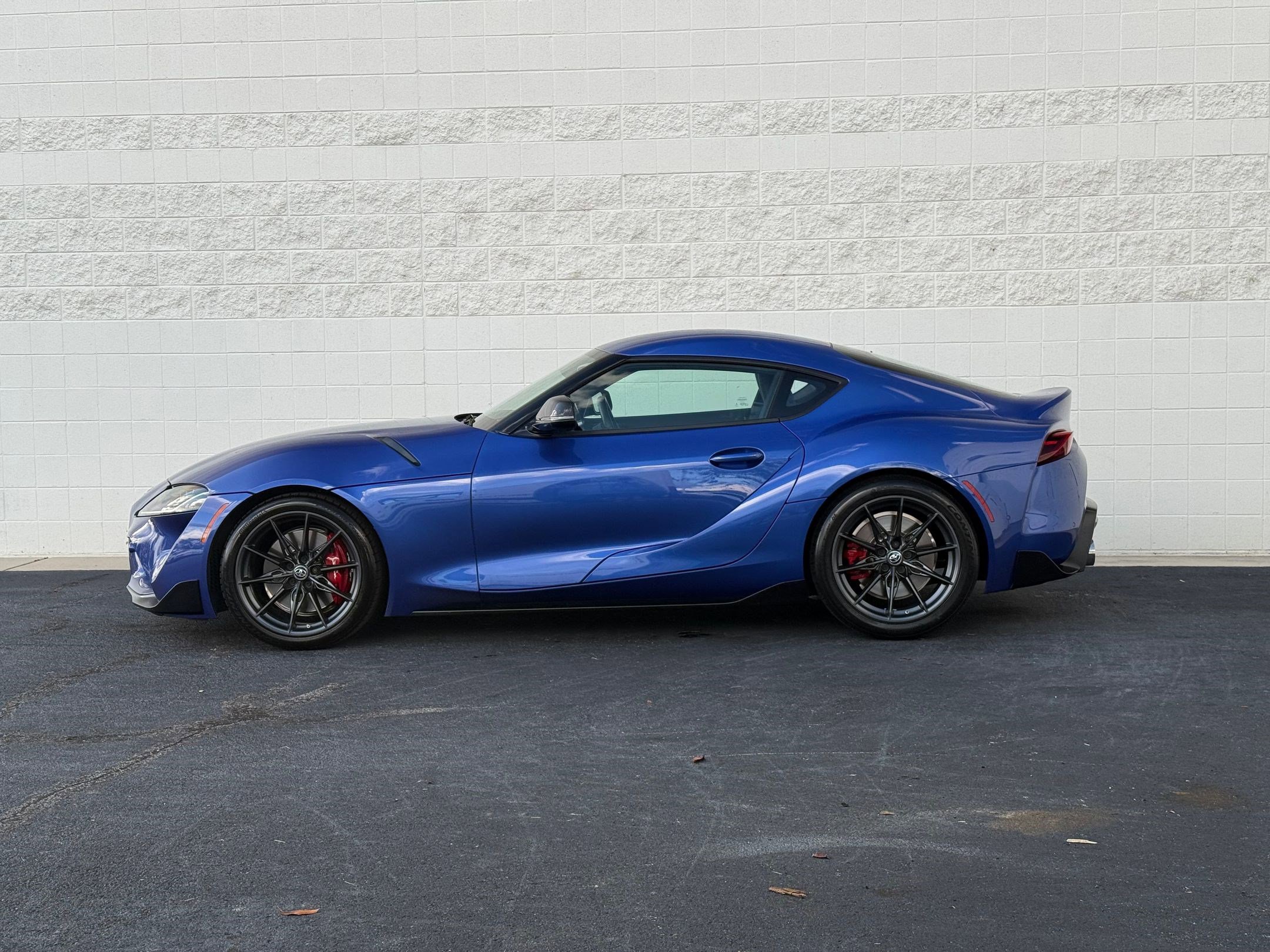 2023 Toyota Supra 3.0 Premium photo 2