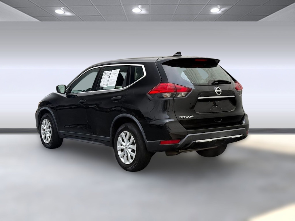 Used 2017 Nissan Rogue S SUV