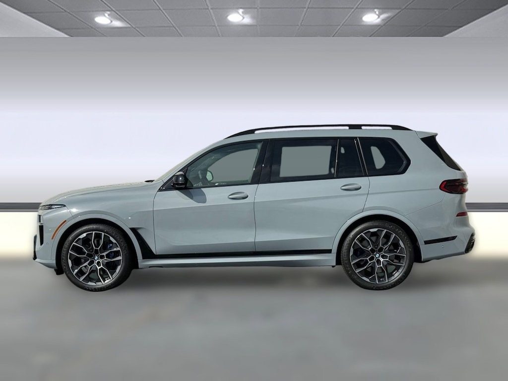 New 2026 BMW X7 M60i SUV