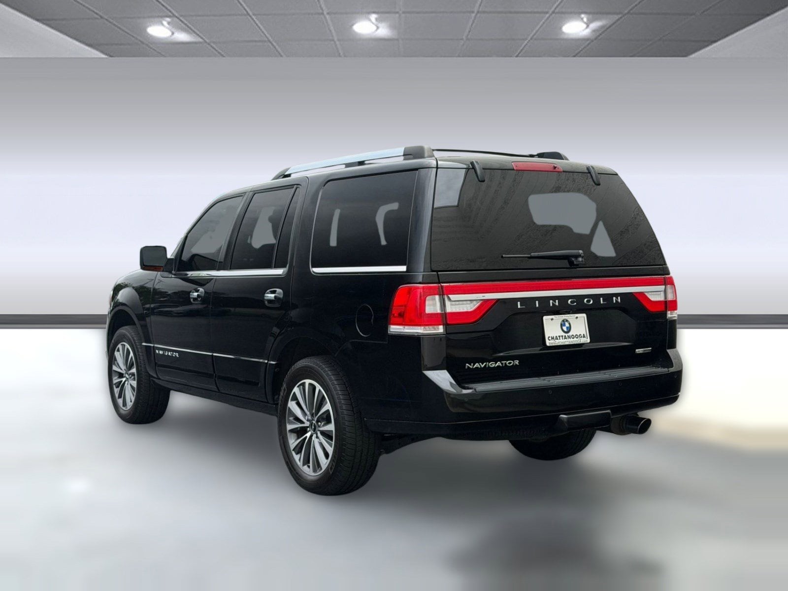 Navigator Select SUV